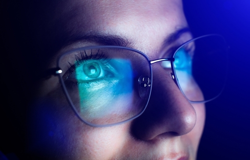 The Importance of Reducing Blue Light Before Bedtime